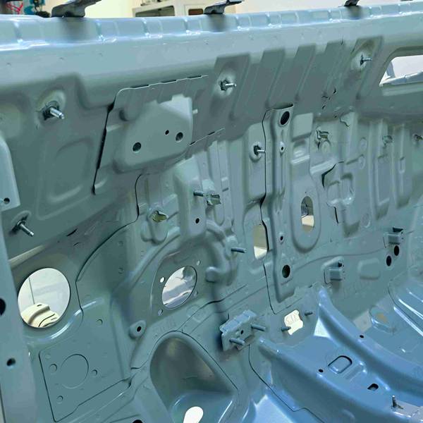 Automatic Stud Welding Machine for Automotive Body and Rail Transit Parts